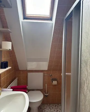 Heyder アパート ノルダーナイ